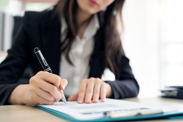 GettyImages-1165899618.jpg Main image of article What's Holding Tech Job Seekers Back?