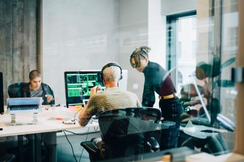 Go to article 3 Effective Ways to Improve Your Resume’s Professional Objective for Tech Careers